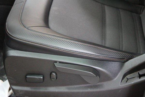 used 2022 GMC Canyon car, priced at $33,400