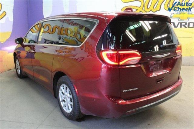 used 2020 Chrysler Pacifica car, priced at $18,500