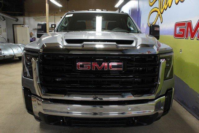 new 2025 GMC Sierra 3500 car, priced at $64,725
