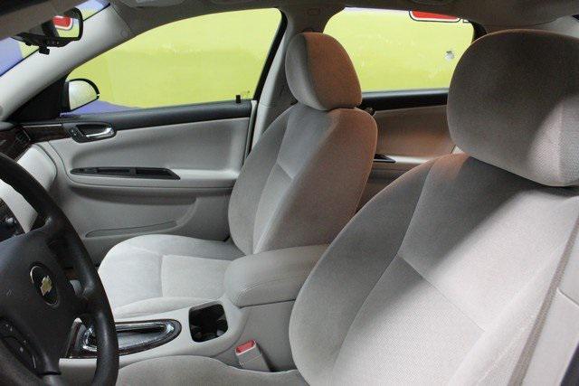 used 2016 Chevrolet Impala Limited car, priced at $11,500
