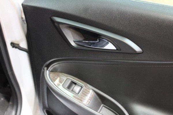 used 2018 Chevrolet Malibu car, priced at $15,300
