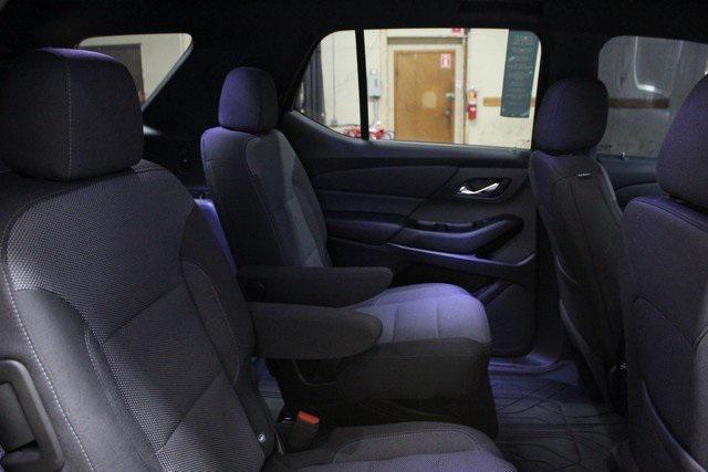 used 2023 Chevrolet Traverse car, priced at $29,900