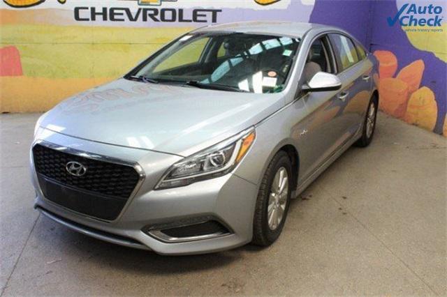 used 2016 Hyundai Sonata Hybrid car, priced at $12,900