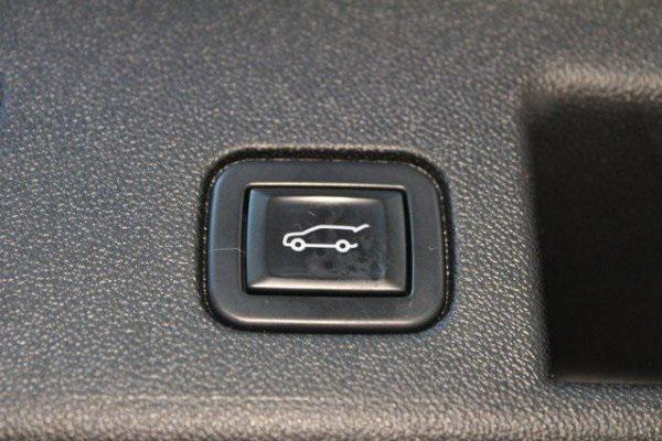 used 2022 Chevrolet Equinox car, priced at $27,900