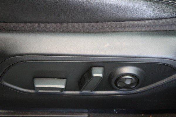 used 2023 Jeep Grand Cherokee car, priced at $28,900