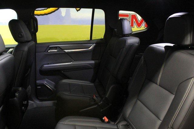 new 2025 GMC Acadia car, priced at $44,625