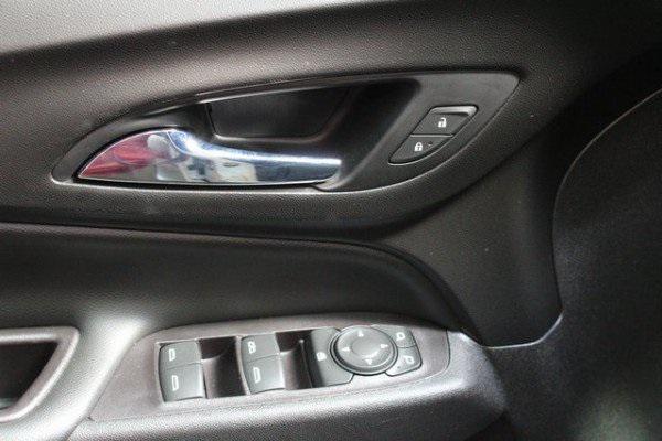 used 2022 Chevrolet Equinox car, priced at $21,400