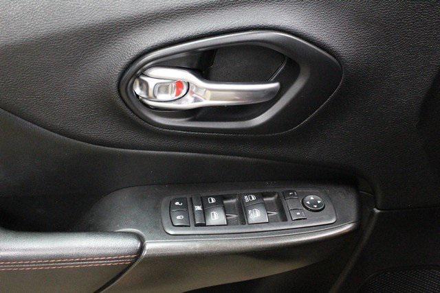 used 2019 Jeep Cherokee car, priced at $21,900