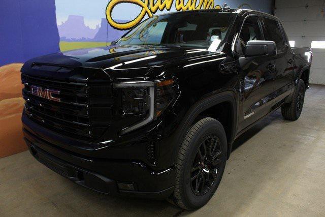 new 2025 GMC Sierra 1500 car, priced at $55,562