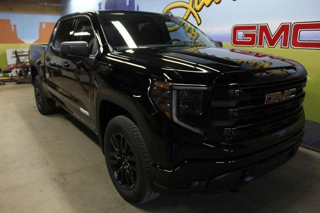 new 2025 GMC Sierra 1500 car, priced at $55,562