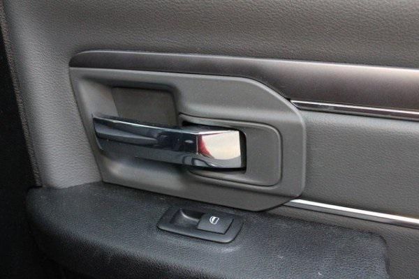 used 2022 Ram 1500 Classic car, priced at $33,400