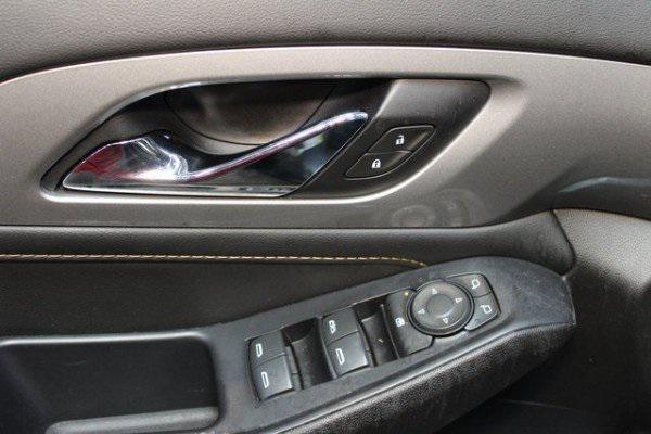used 2021 Chevrolet Traverse car, priced at $32,500