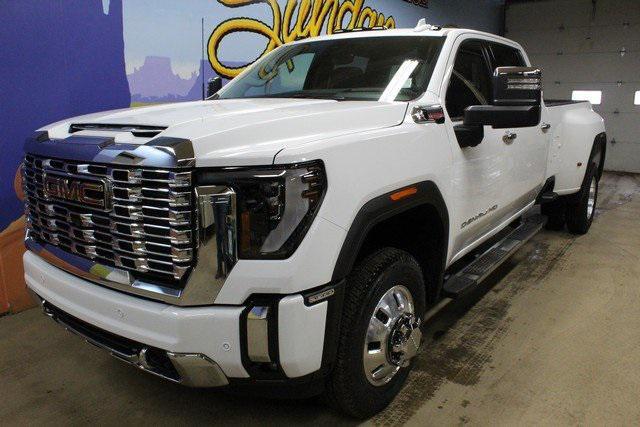 new 2025 GMC Sierra 3500 car, priced at $83,423