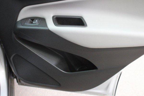 used 2021 Chevrolet Equinox car, priced at $19,300