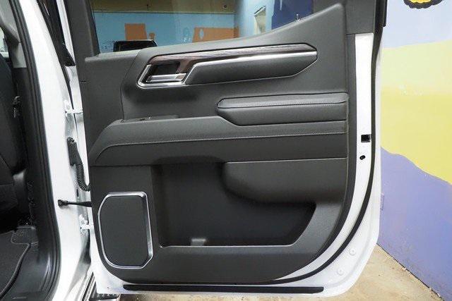 new 2025 GMC Sierra 1500 car, priced at $61,716