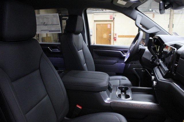 new 2025 GMC Sierra 2500 car, priced at $75,695