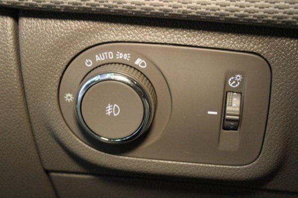 used 2018 Chevrolet Cruze car, priced at $15,900