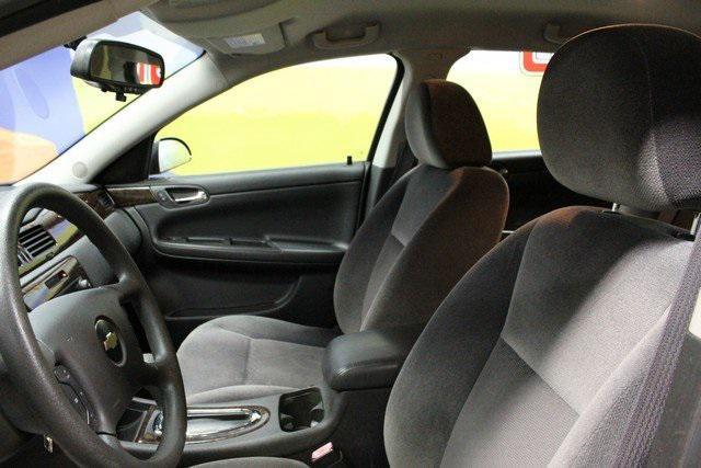 used 2016 Chevrolet Impala Limited car, priced at $10,300