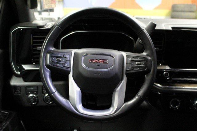 used 2023 GMC Sierra 1500 car, priced at $39,900