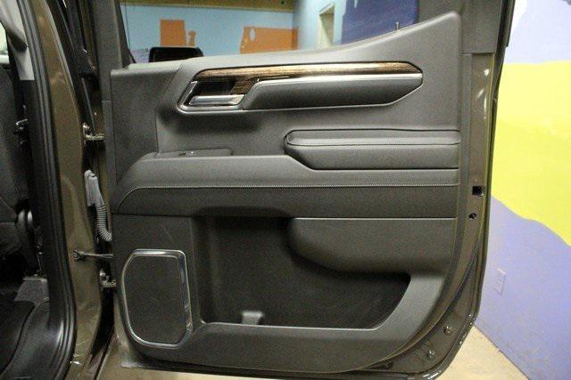 used 2023 GMC Sierra 1500 car, priced at $39,900