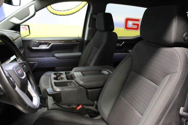 used 2023 GMC Sierra 1500 car, priced at $39,900