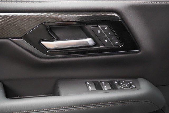 new 2025 GMC Yukon car, priced at $77,213