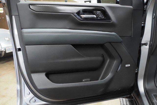 new 2025 GMC Yukon car, priced at $77,213