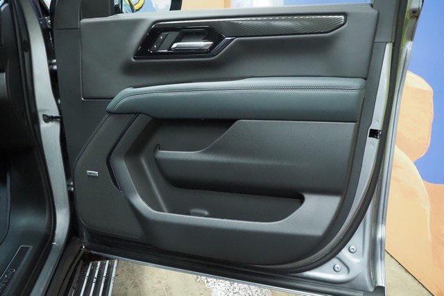 new 2025 GMC Yukon car, priced at $77,213