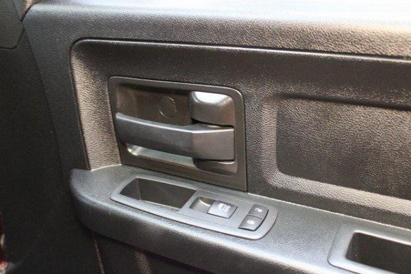 used 2020 Ram 1500 Classic car, priced at $24,900