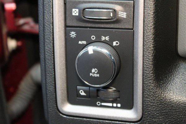 used 2020 Ram 1500 Classic car, priced at $24,900