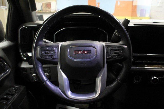 used 2022 GMC Sierra 1500 car, priced at $39,900
