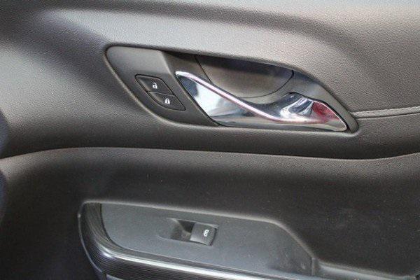 used 2022 GMC Acadia car, priced at $30,900
