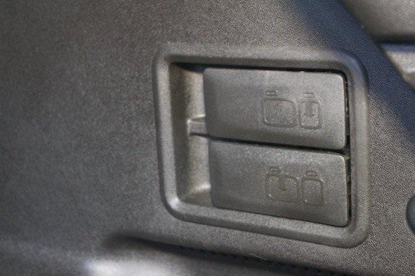 used 2022 Chevrolet Equinox car, priced at $23,900