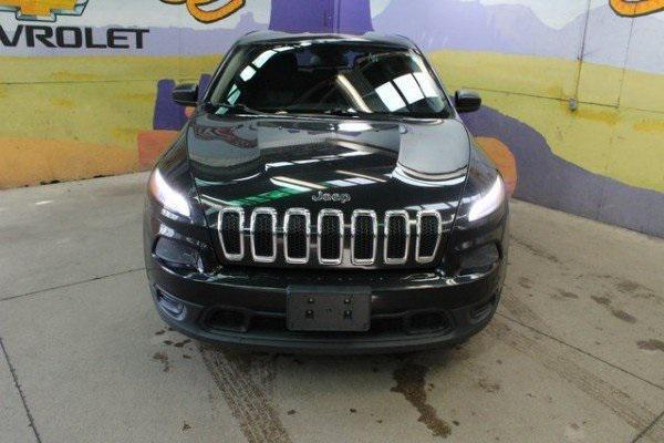 used 2015 Jeep Cherokee car, priced at $9,900