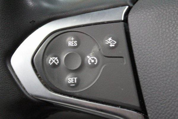 used 2023 Chevrolet Traverse car, priced at $34,900