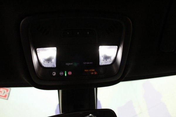 used 2023 Chevrolet Traverse car, priced at $34,900