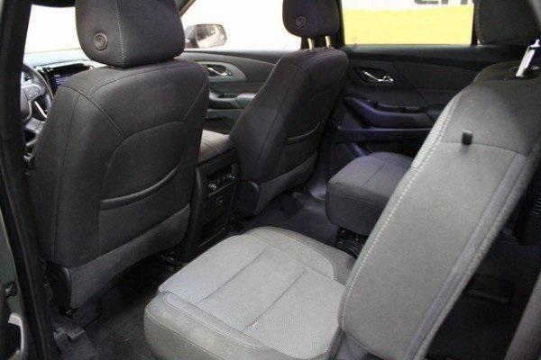 used 2023 Chevrolet Traverse car, priced at $34,900