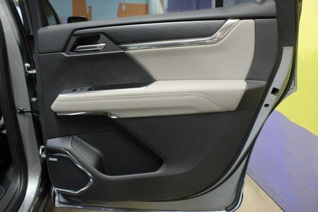 new 2025 GMC Acadia car, priced at $43,739