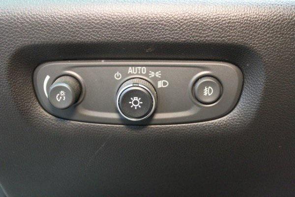 used 2019 Chevrolet Traverse car, priced at $25,900