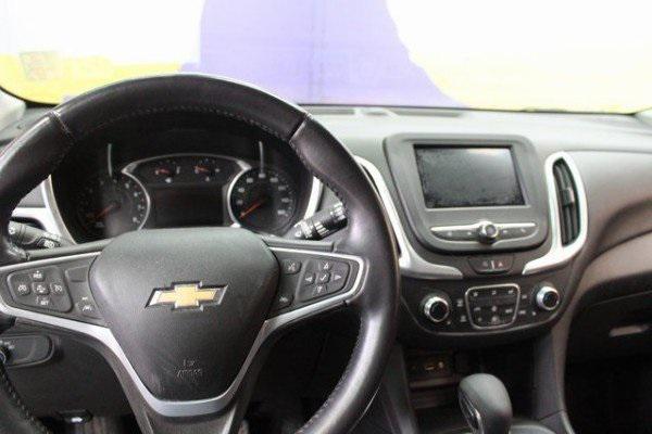 used 2022 Chevrolet Equinox car, priced at $22,700