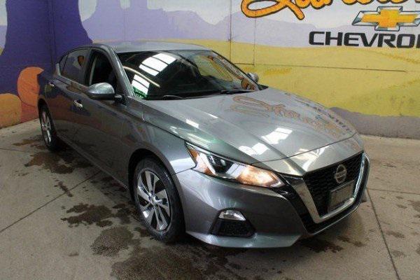 used 2019 Nissan Altima car, priced at $15,400