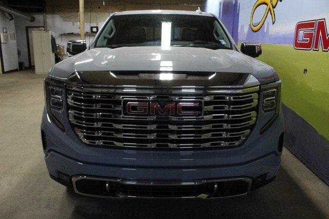 new 2025 GMC Sierra 1500 car, priced at $68,176