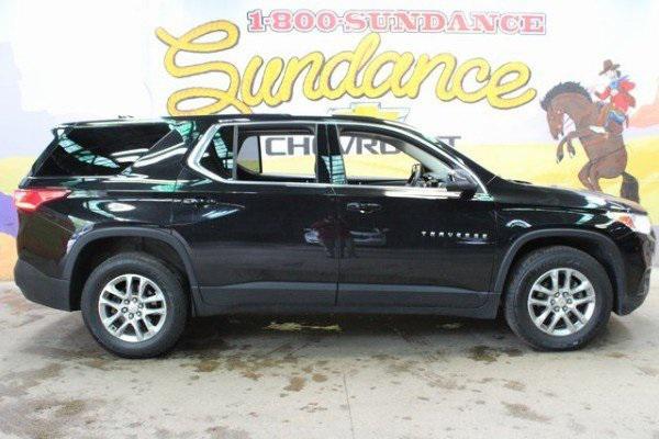 used 2021 Chevrolet Traverse car, priced at $18,900