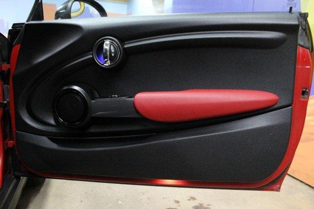 used 2014 MINI Hardtop car, priced at $8,900