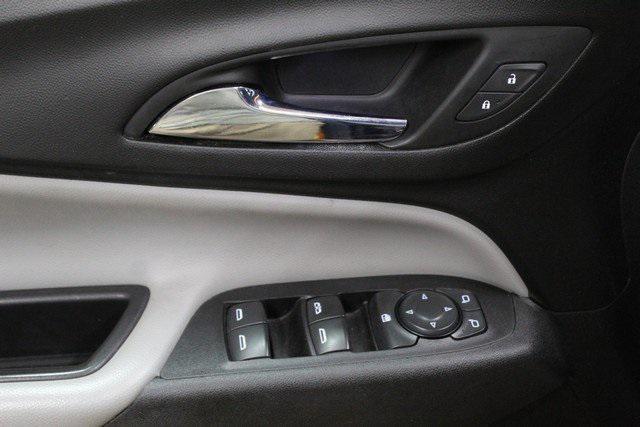 used 2018 Chevrolet Equinox car, priced at $15,900