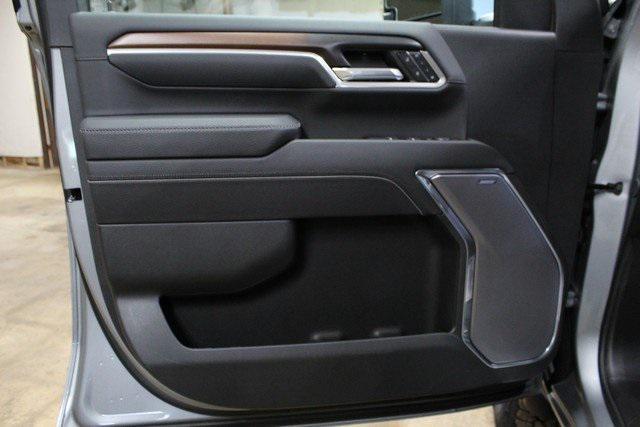 new 2025 GMC Sierra 2500 car, priced at $81,023