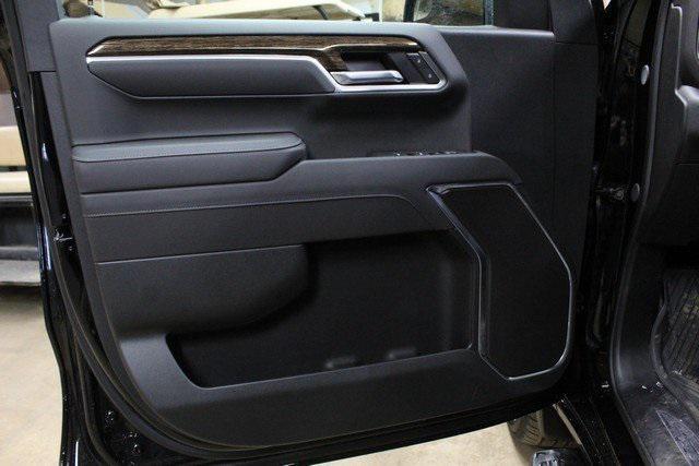 new 2025 GMC Sierra 1500 car, priced at $51,602