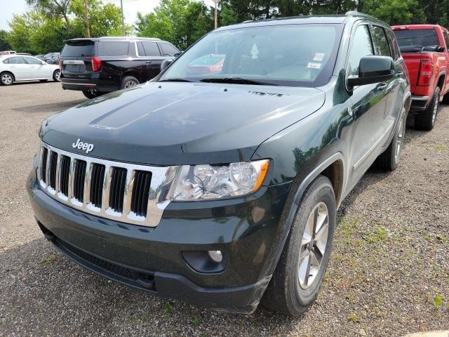 used 2011 Jeep Grand Cherokee car, priced at $3,900