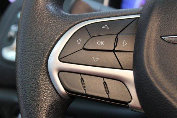 used 2015 Chrysler 200 car, priced at $12,900