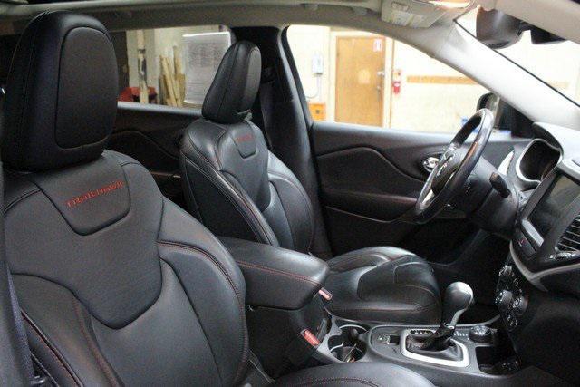 used 2016 Jeep Cherokee car, priced at $18,900